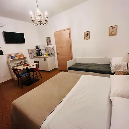 Bed & Breakfast House