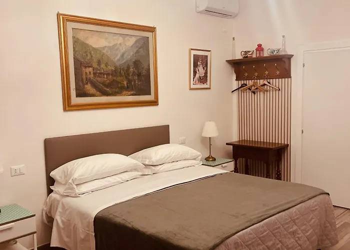 House Bed & Breakfast *